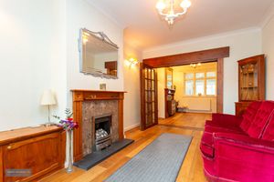 Sitting Room- click for photo gallery